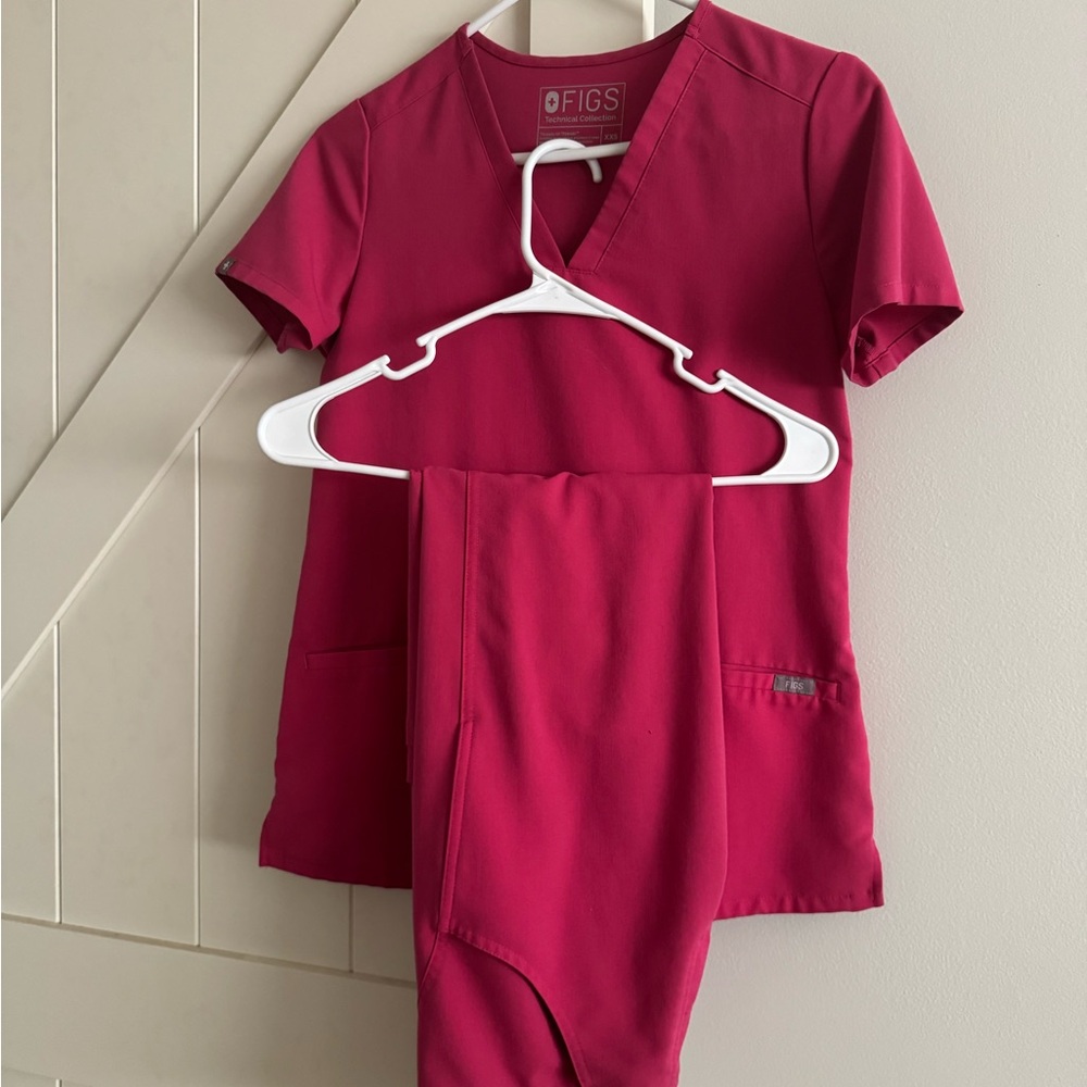 Figs scrub set